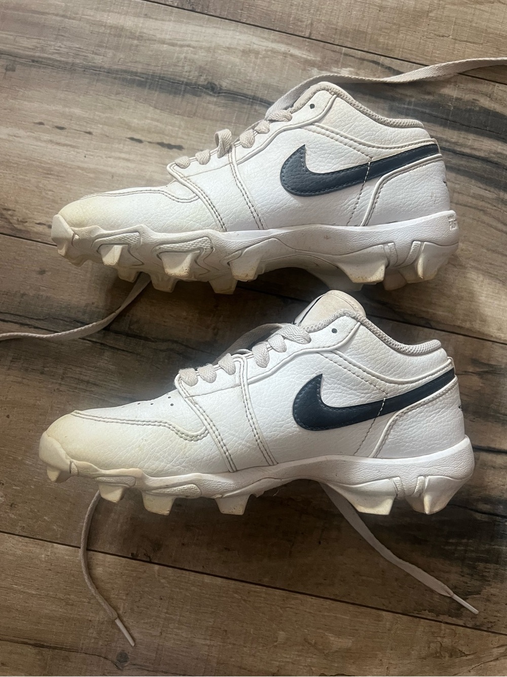 Air Jordan Youth Football Cleats 4.5Y